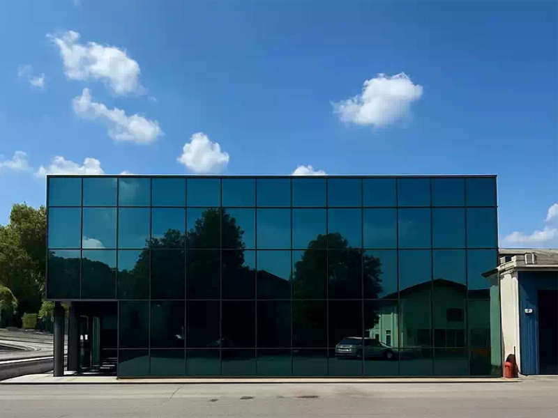 Precision Machinery in Operation with Close-up on CNC Equipment and Metal Components in Industrial Environment officina-meccanica-la-valletta-brianza